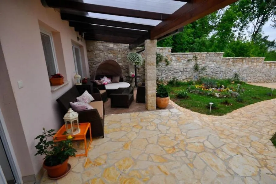 Holiday Home T Umag Kroatien